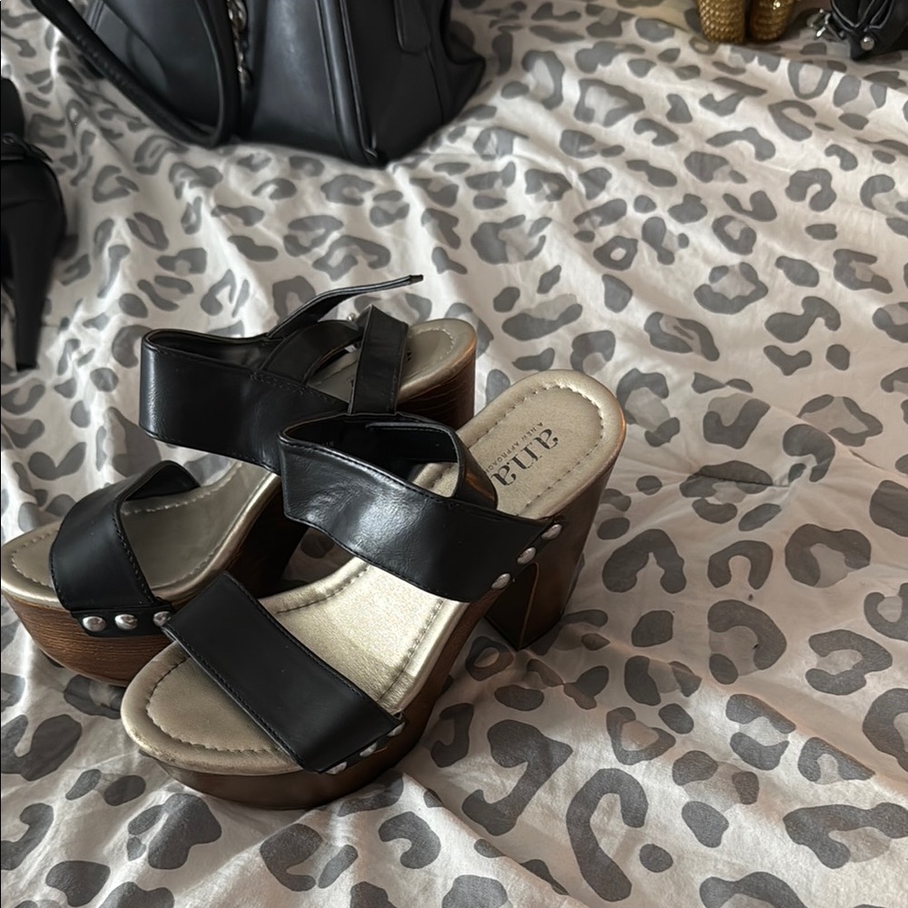 Anita Black Platform Sandals